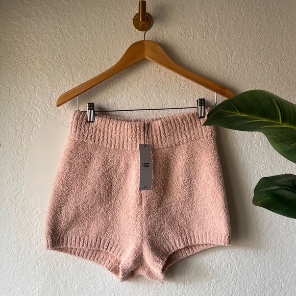 UGG Blush Pink Cozy High Waist Knit Finola Shorts NWT - Picture 1 of 6